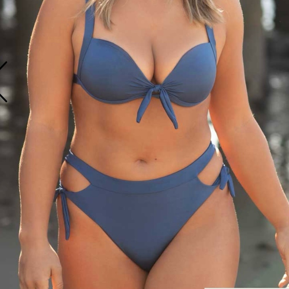 NEW Voda Swim High Waisted Cut Out Bikini with Push Up Top Size Small